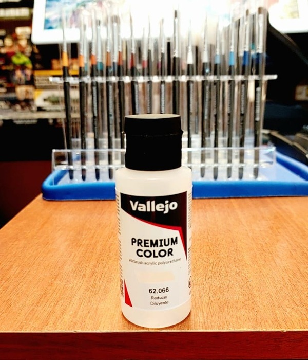 Vallejo Reducer для красок Premium
